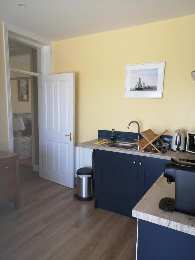 Beautiful One Bed With Stunning Sea View Apartment Уотърфорд Екстериор снимка