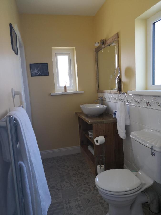 Beautiful One Bed With Stunning Sea View Apartment Уотърфорд Екстериор снимка